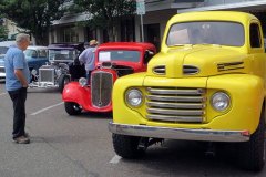 2013-bow-tie-bash-trucks-and-vans-img_0981